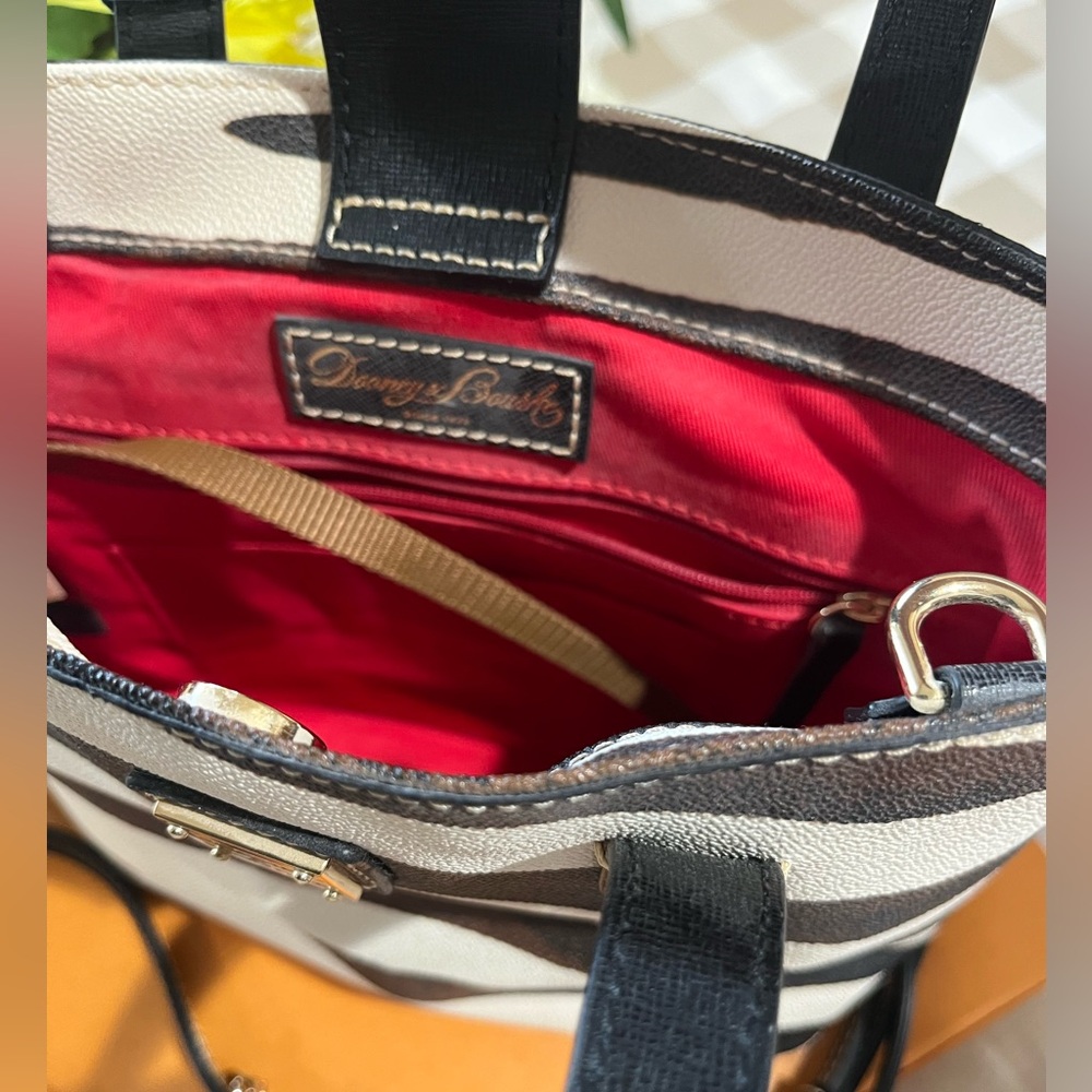 Dooney & Bourke Zebra tote NWT - Picture 7 of 8